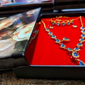 Jewelry set, Necklace, Bracelet, Pears, Ring with blue and white christal stones